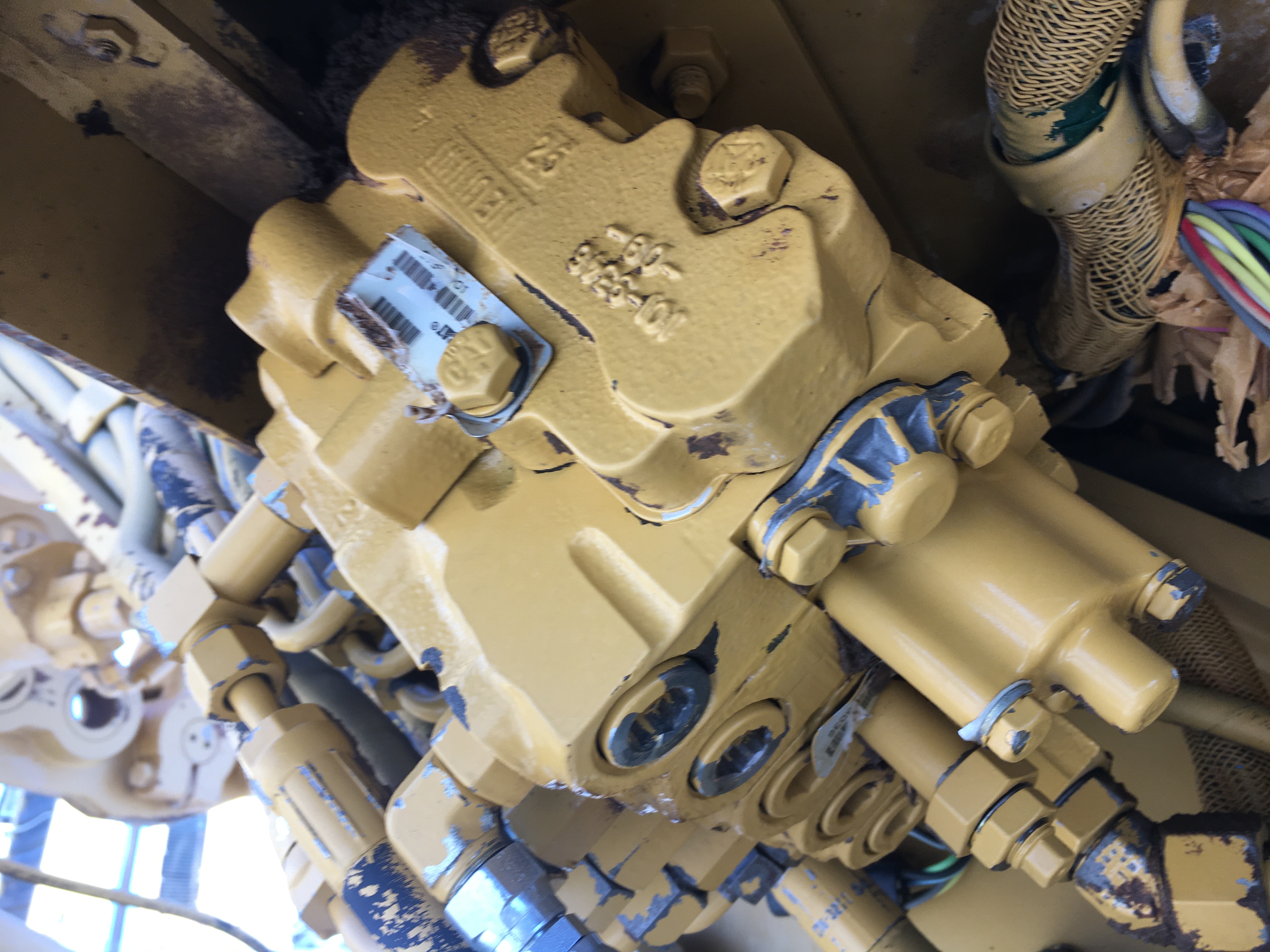 ./imagenes/INVOICE/2019/16019/MOTOCONFORMADORA CAT_140H (39).JPG